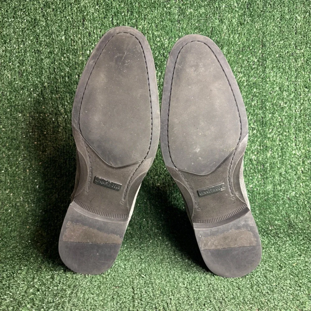 Kenneth Cole Chelsea Suede Ankle Elastic Goring Sleek Boot Grey Mens Size 10